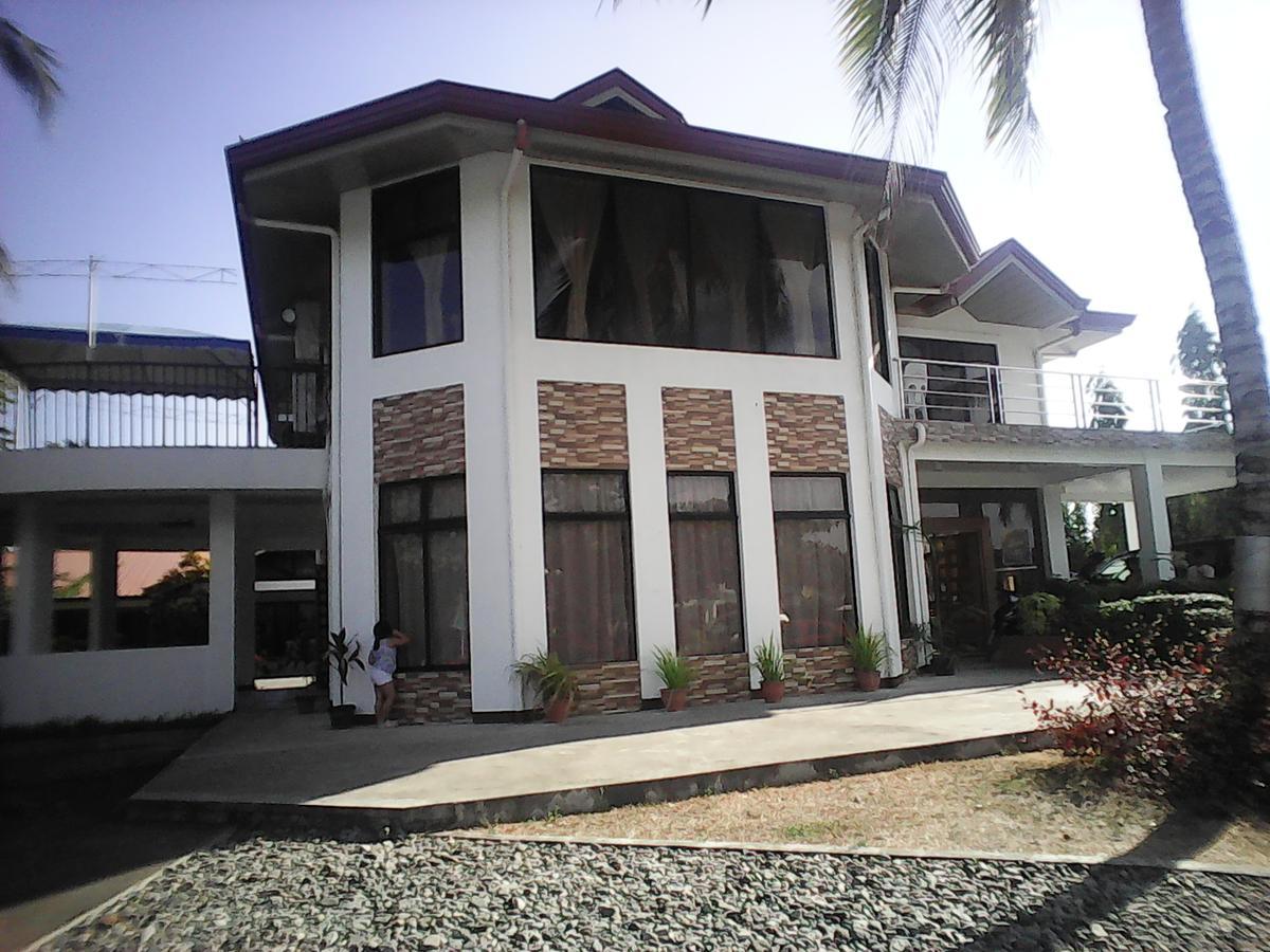 Gazebo Pools And Restaurant Hotel Cabadbaran Bagian luar foto